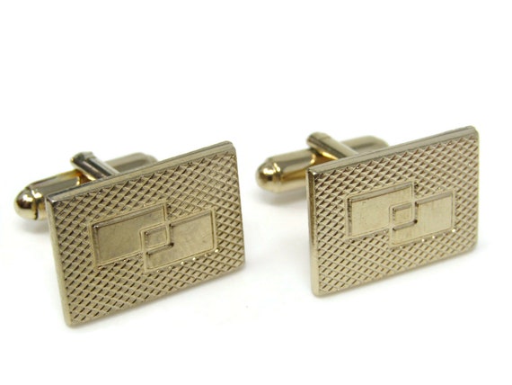 Vintage Brass Tone Cufflinks: Textured Overlappin… - image 2