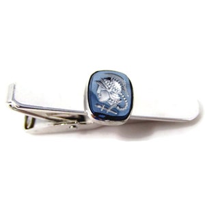 Vintage Tie Clip Tie Bar: Warrior Etched Hematite Center Silver Tone Smooth