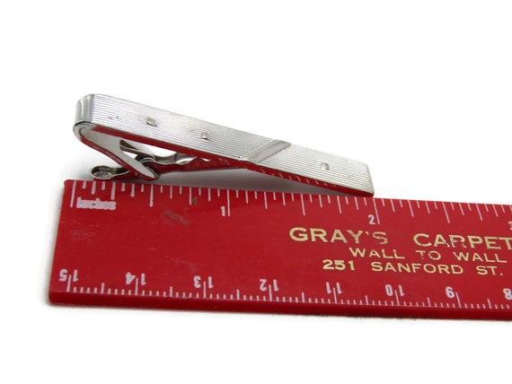 Vintage Silver Tone Tie Clip: Industrial Dots & L… - image 5
