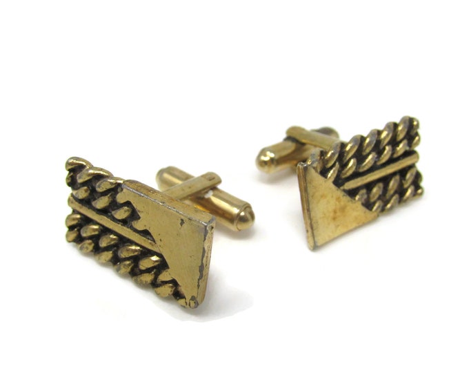 Chain Link Design Cufflinks for Men: Vintage Gold Tone - Stand Out from the Crowd with Class