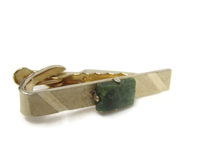 Green Stone Center Tie Clip Bar Gold Tone Vintage Men's Jewelry Nice Design