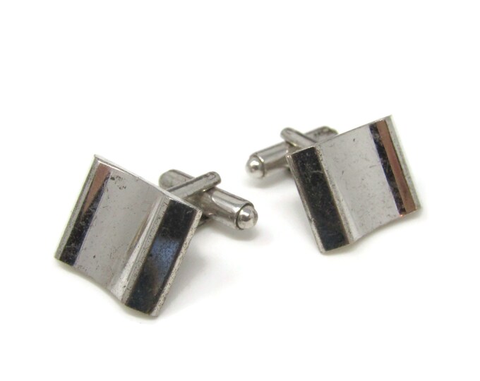 Smooth Curved Men's Cufflinks: Vintage Silver Tone - Stand Out from the Crowd with Class