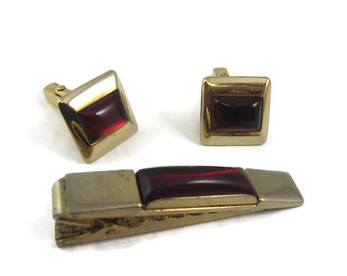 Beautiful Dark Red Art Deco Gold Tone Design Vintage Mens Jewelry Set Tie Bar Cufflinks