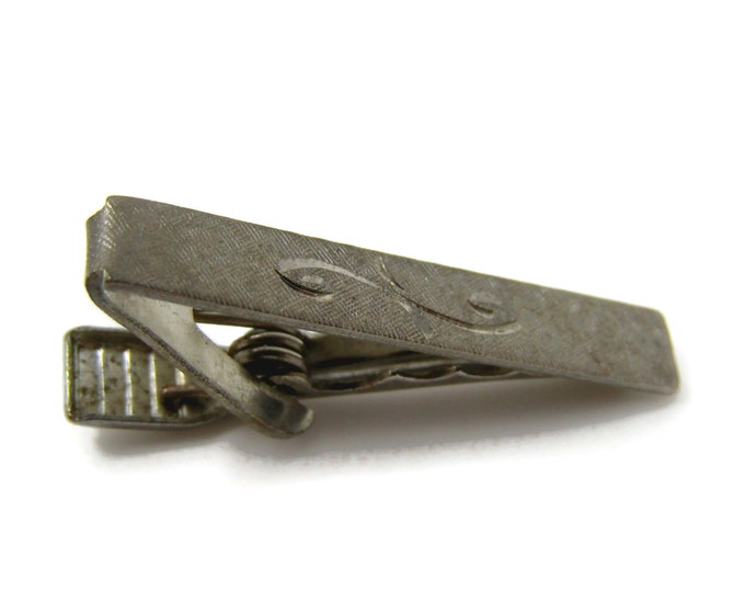 Cool Tie Clip Vintage Mens Tie Bar Swirl Center Silver Tone Gift for Dad Son Husband Brother