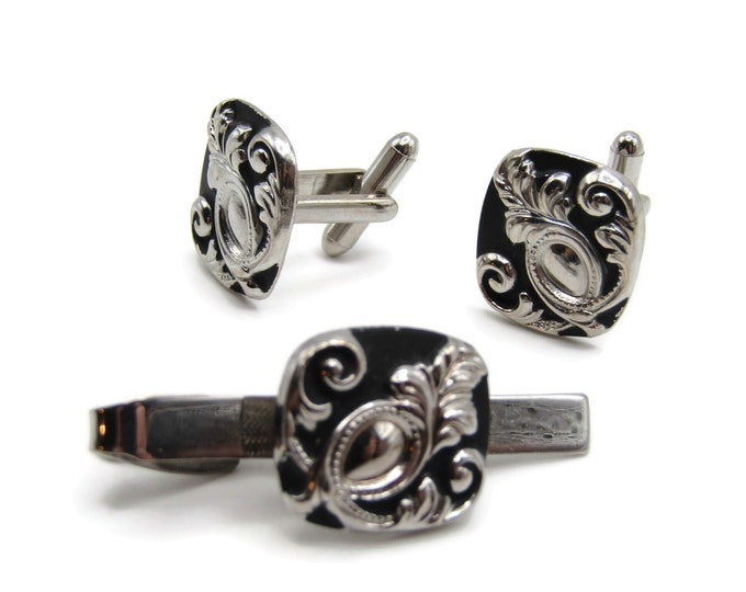 Vintage Men's Jewelry Set: Tie Bar Cufflinks Floral Motif Black Background Silver Tone