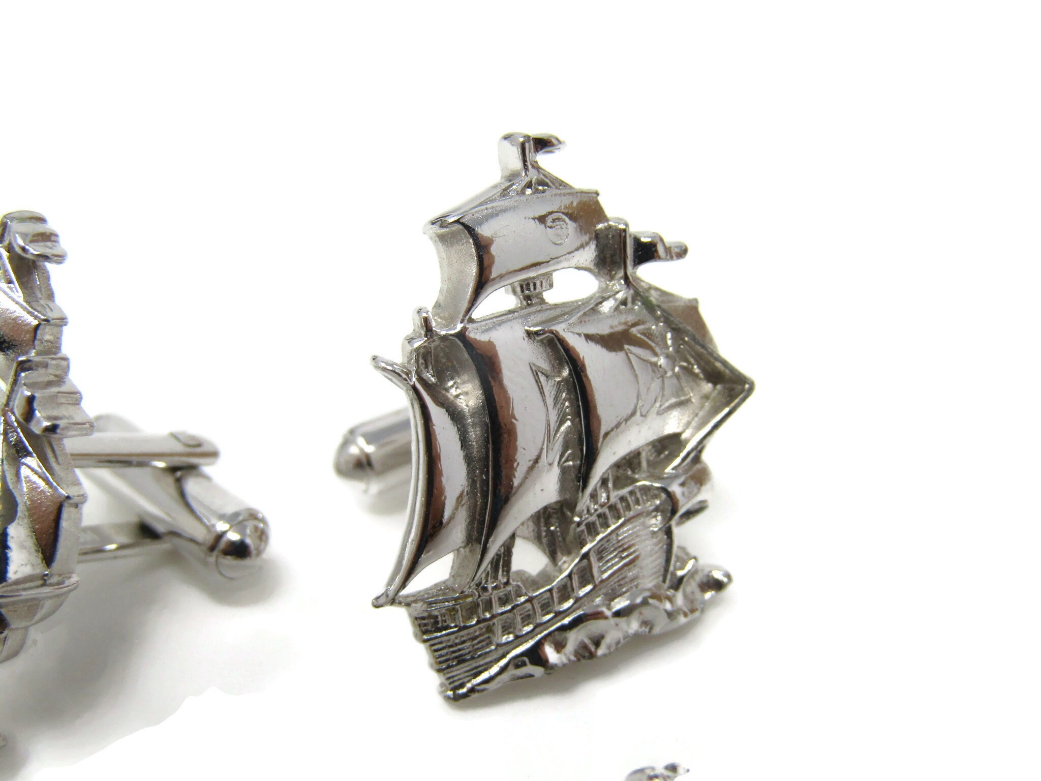 Men's Nautical Jewelry Set Cufflinks Tie Bar Silver Tone Vintage Men's Jewelry Beautiful Design