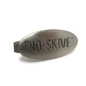 No Skive Tie Clip Tie Bar: Vintage Silver Tone - Stand Out from the Crowd with Class