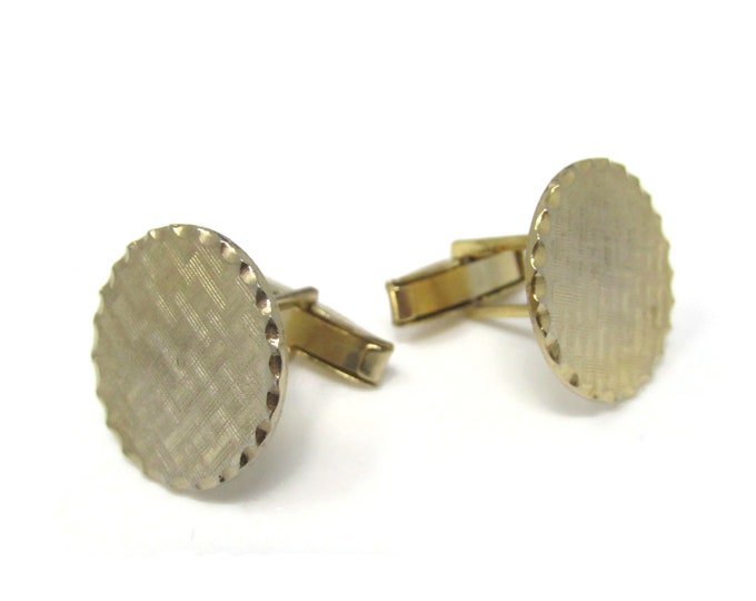 Beveled Border Round Men's Cufflinks: Vintage Gold Tone - Stand Out from the Crowd with Class