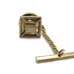 Decorative Square Tie Lapel Pin & Chain Gold Tone Men&#39;s Jewelry