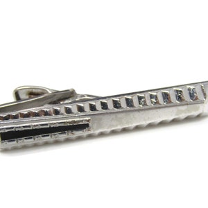 Industrial Grooves Design Tie Clip Tie Bar: Vintage Silver Tone - Stand Out from the Crowd with Class