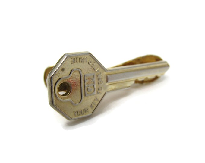 GM General Motors Key to Greater Value Tie Clip Bar Gold Tone Vintage Men's Jewelry Nice Design