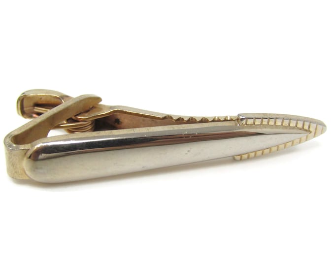 Modernist Arrow Tie Clip Bar Gold Tone Vintage Men's Jewelry Nice Design