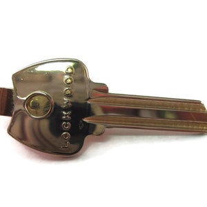 Vintage Men&#39;s Tie Bar Clip Jewelry: Lockwood Key Design