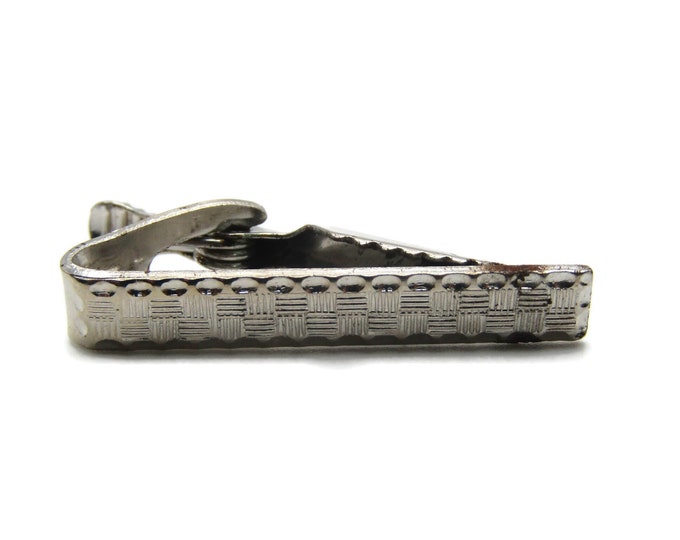 Etched Square Pattern Scalloped Edges Silver Tone Tie Clip Tie Bar Men's Jewelry