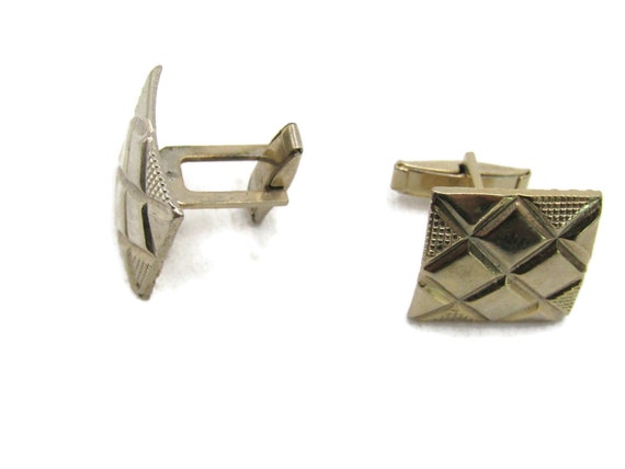 Geometric Diamond Pattern Cuff Link Gold Tone Men… - image 2