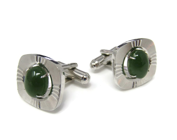 Dark Green Stone Center Men's Cufflinks: Vintage Silver Tone - Stand Out from the Crowd with Class
