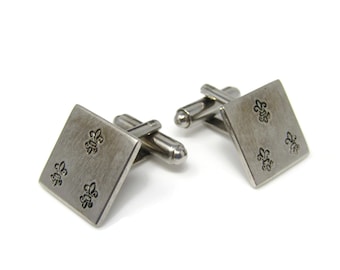 Vintage Fleur de Lis Cufflinks: Silver Tone Mens Jewelry