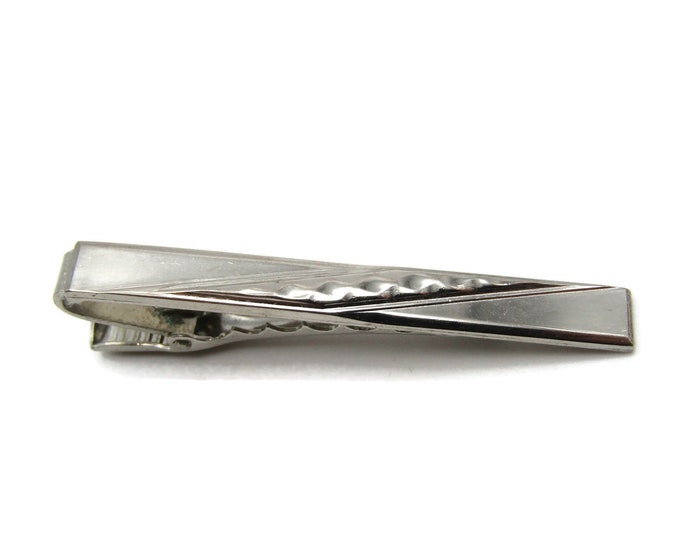 Textured Diagonal Line Design Smooth Finish Classic Modernist Tie Clip Tie Bar Men's Jewelry