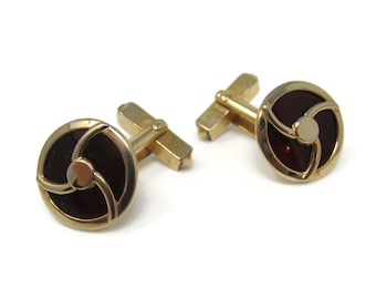 Vintage Gold Tone Cufflinks: Dark Red Swirl Fan Design