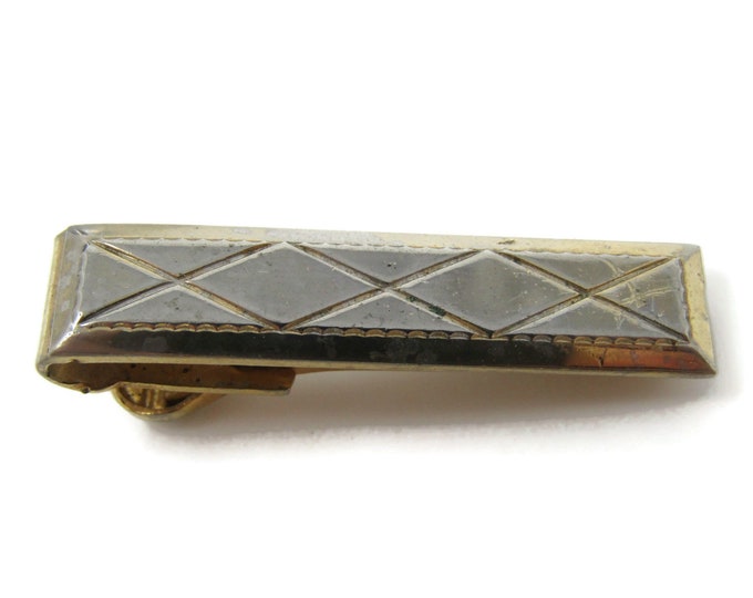 Crossed Lines Diamond Shapes Tie Clip Bar Gold Tone Vintage Men's Jewelry Nice Design