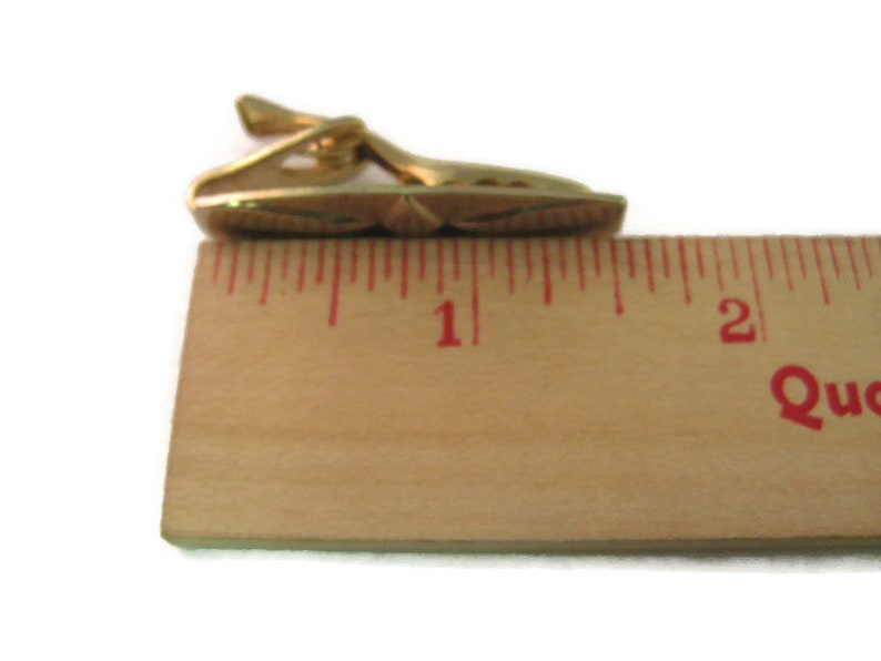 Vintage Men/'s Tie Bar Clip Jewelry Faded Gold Tone Diamond Shape Middle Design