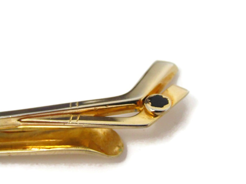 Hockey Tie Clip Men/'s Vintage Tie Bar Hockey Sticks Design Gold Tone Mother of Pearl Handles