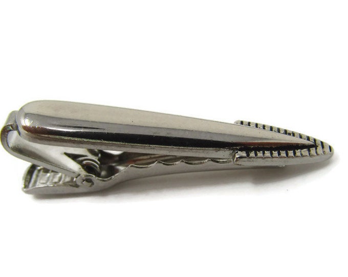 Modernist Stylized Spear Arrow Tie Clip Vintage Tie Bar: Silver Tone