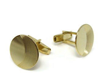 Vintage Gold Tone Cufflinks: Circle with Curved Lines Design