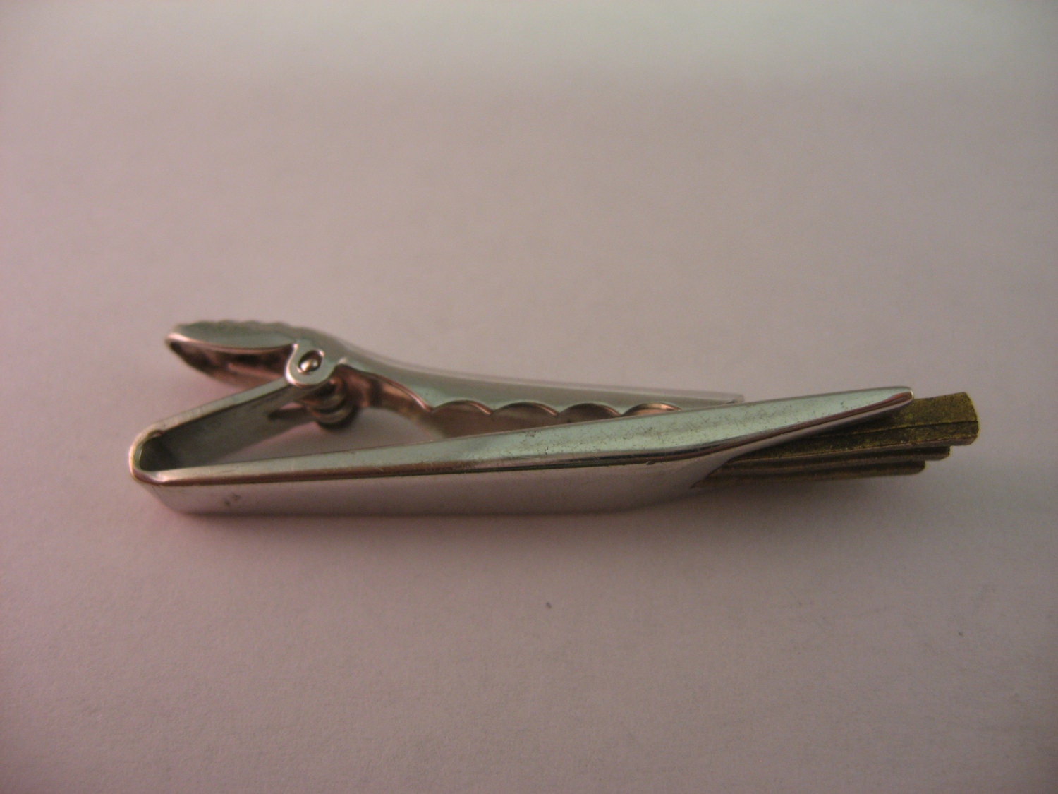 Vintage Men's Tie Bar Clip Jewelry Art Deco Design (Small Mark on Front)