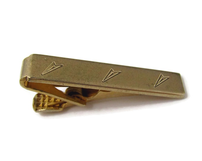 Vintage Tie Clip Tie Bar: Triple Etched Arrow Chevron Shape Nice Gold Tone