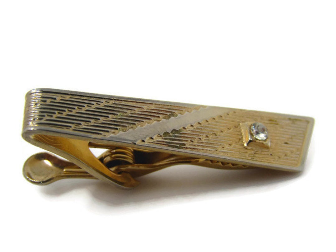 Photo inspiration: Rare Art Deco Wing Toned Collectible Reference: Clear Jewel Art Deco Wing Shape Tie Clip Vintage Tie