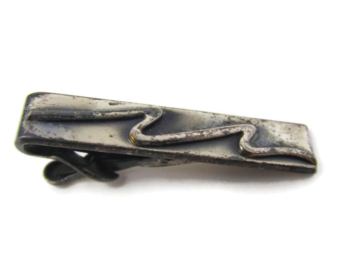 Vintage Tie Bar Clip: Wiggle Line Design