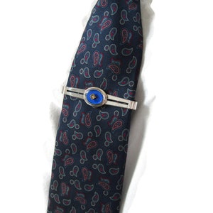 Blue Pasley Tie Red Accents And Blue Stone Inlay Tie Clip Toe Bar Silver Tone