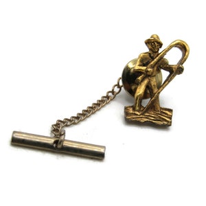 Fisherman Tie Lapel Pin Gold Tone Men&#39;s Jewelry
