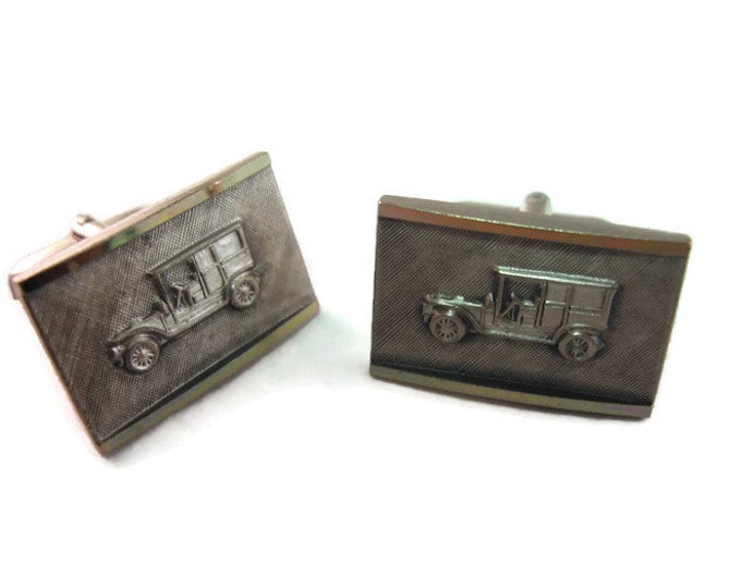 Vintage Cufflinks for Men: Antique Car Design