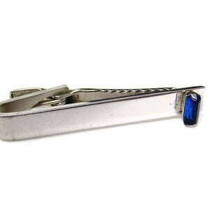 Vintage Tie Bar Tie Clip: Deep Blue Jewel Classic Design Silver Tone