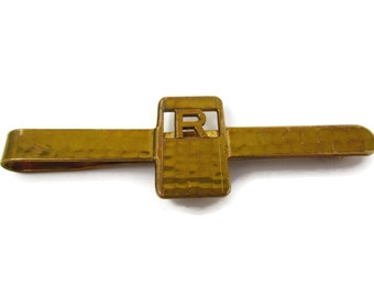 Vintage Tie Clip Tie Bar: Rare Letter R Initial Hammered Texture Dirigold Giant Grip