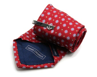 Vintage Floral Tie with Anchor Tie Clip - Silver Tone