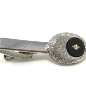 Clear Jewel Textured Setting Black Tie Clip Bar Silver Tone Vintage Men's Jewelry Nice Design