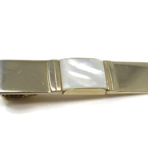 Mother of Pearl Center Tie Bar Clip Gold Tone Vintage Men&#39;s Jewelry Nice Design