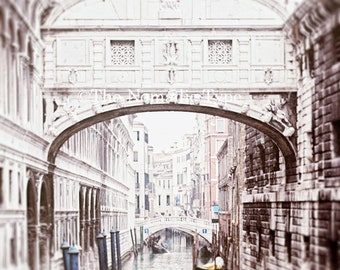 Bridge of Sighs, Venice Italy Photography, Venice Wall Art, Travel Decor, Architecture photo, Venice Italy Print, Travel Photography