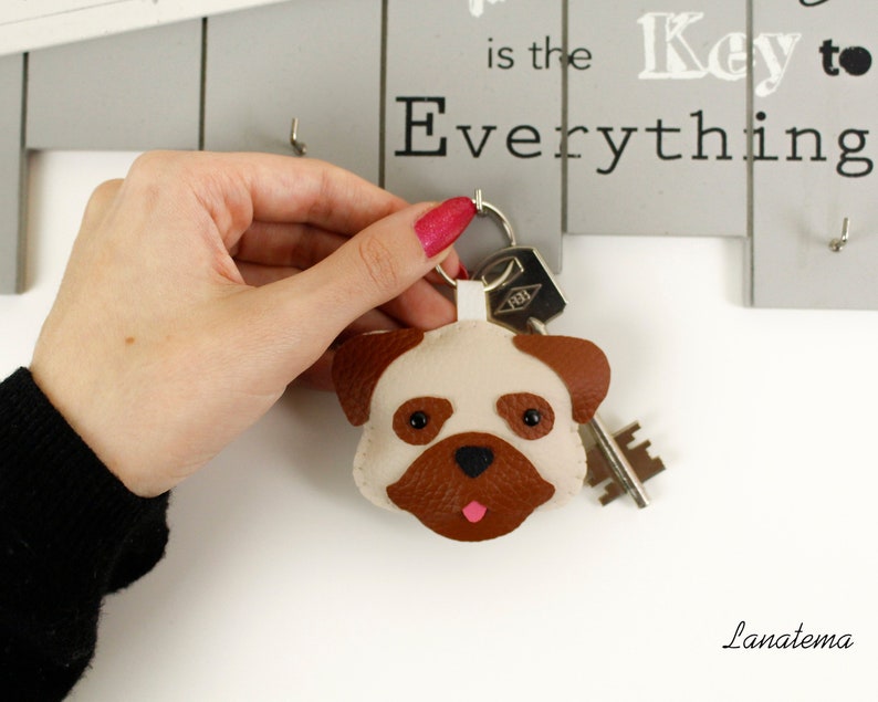 Carlino Portachiavi Cane Idea Regalo Compleanno Per Lei Memoriale Cane Ciondolo Nuovo Cucciolo Carlino Charm Portachiavi Pelle Donna
