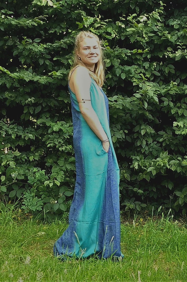 modest flowy dresses