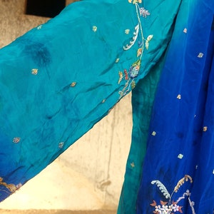 Ensemble combinaison en soie tie-dye sari en soie recyclée sans effort avec veste, barboteuse de mariage sur la plage, saree avec entrejambe bas Pièce unique en son genre pour femme de 38 à 44 ans image 8