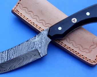 HT-11  Damascus Knife custom handmade Skinner / Buffalo Horn / Chopper Style