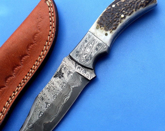 HT-34  Damascus Knife custom handmade Skinner Knife / Stag Horn / Sanmai Pattern / Great quality / Camping / Hunting