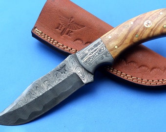HT-36  Damascus Knife custom handmade Skinner  Olive Wood / Sanmai Pattern / Camping / Hunting