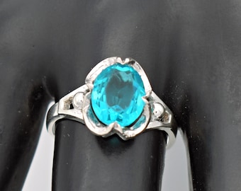 50s sterling blue crystal size 8 floral solitaire, vintage Modernist 925 silver flower ring
