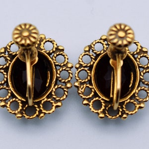 1910's garnet 14k gold Bohemian screw backs, Victorian twisted yellow gold oval red pyrope earrings image 3