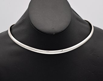 90's Milor sterling curved omega chain rocker necklace, edgy classic 28 gram Italy 925 silver choker